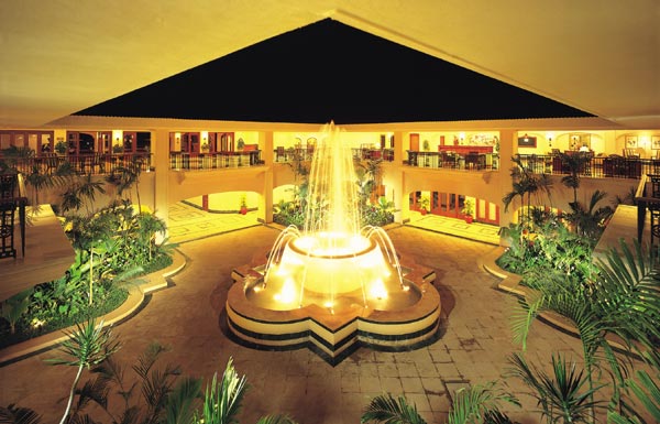 Taj Exotica Hotel  - Fountain