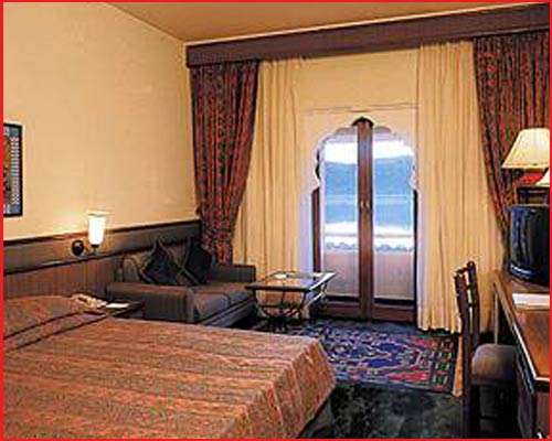 Trident Hilton Hotel Jaipur - Guestroom