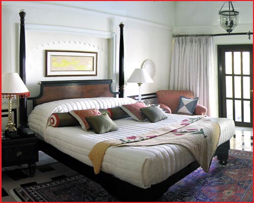 The Oberoi Udai Vilas Palace - Guest Room