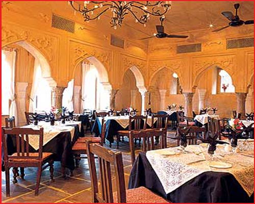 Neemrana Fort Palace - Dining
