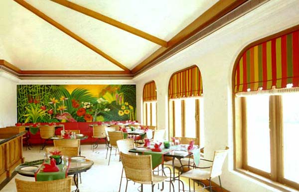 Coconut Grove Hotel  - Restaurant