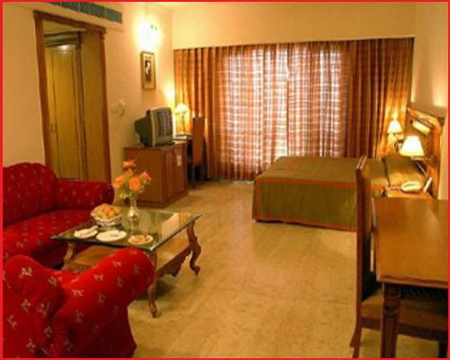 Best Western Om Tower - Room