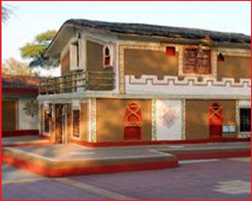 Chokhi Dhani - Exterior