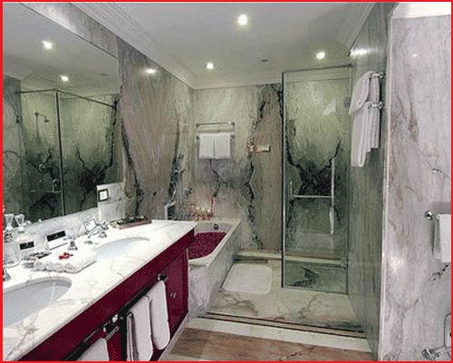 Raj Palace - Bathroom