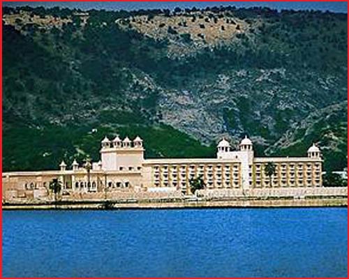 Trident Hilton Hotel Jaipur - Exterior