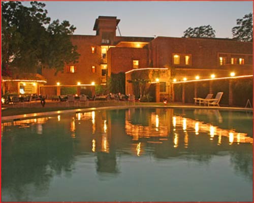 Hotel Karni Bhawan - Swimming Pool