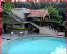 Muthoot Cardamom County Pool