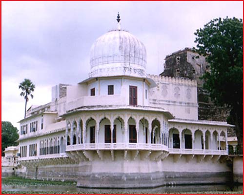 Phool Mahal Palace - Exterior