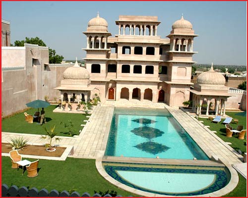 Castle Mandawa - Pool